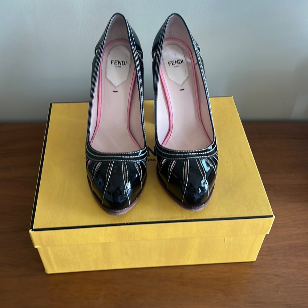 Fendi Platform Pumps Size 38 - image 1
